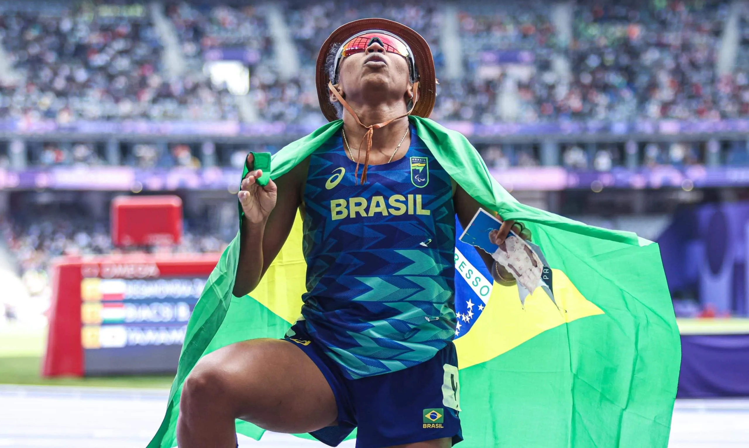 Keyla Barros em ação durante a prova dos 1500m T20 nos Jogos Paralímpicos de Paris 2024